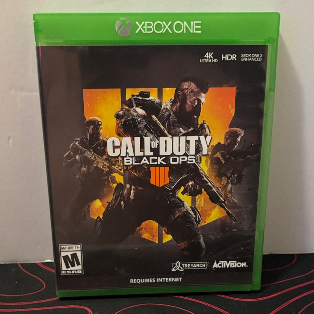 Call of Duty: Black Ops 4 for Xbox One - Green Case